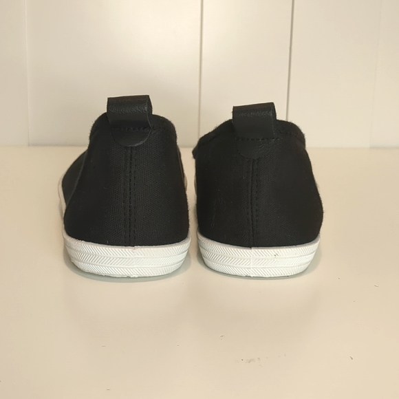 Black and White Slip Ons - Picture 4 of 7